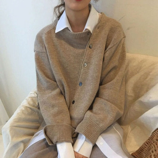 Cardigan asymétrique boutonné en maille fine - Livian - Little Paris