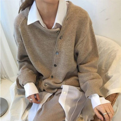 Cardigan asymétrique boutonné en maille fine - Livian - Little Paris